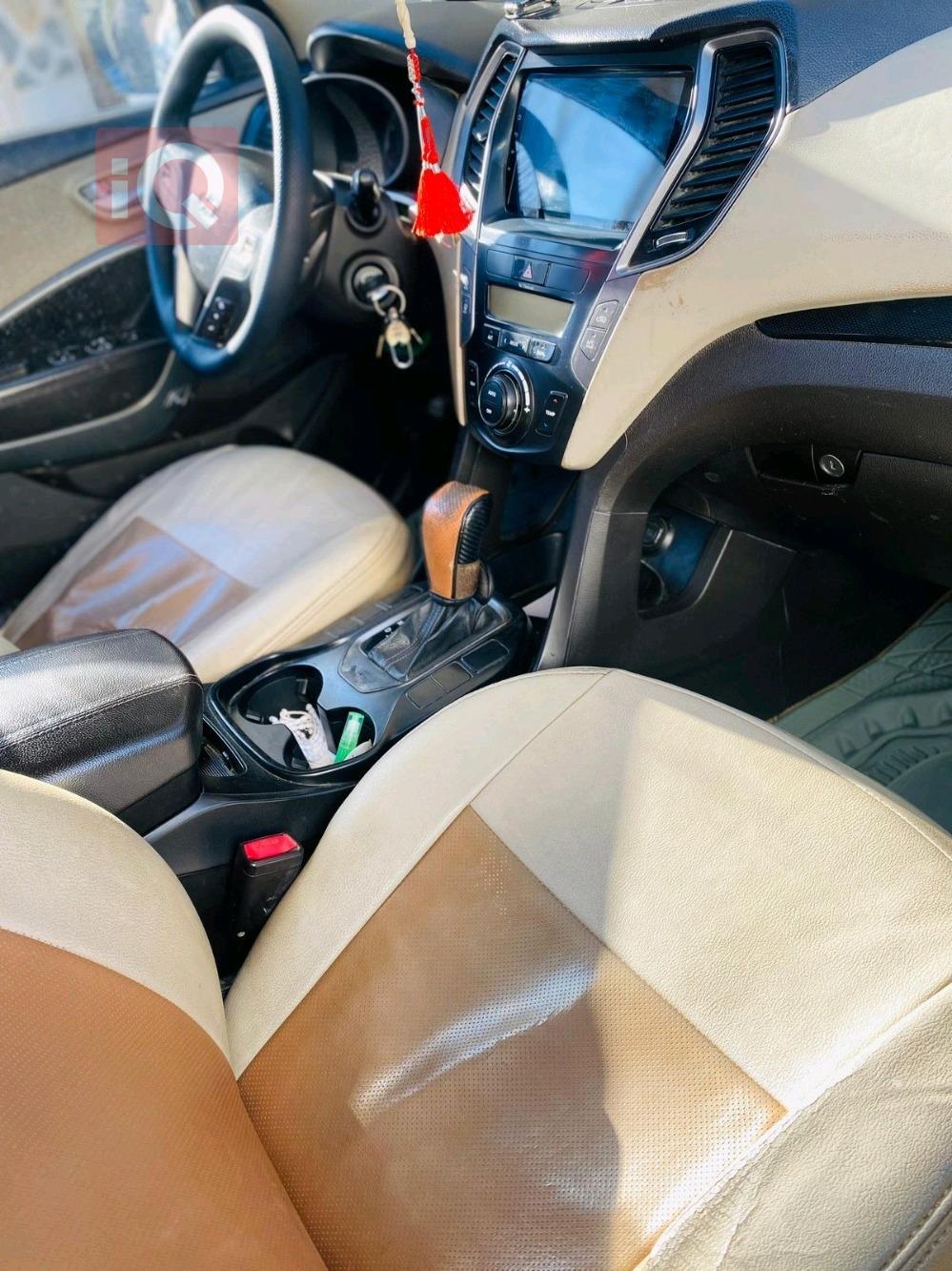 هيونداي سانتافي